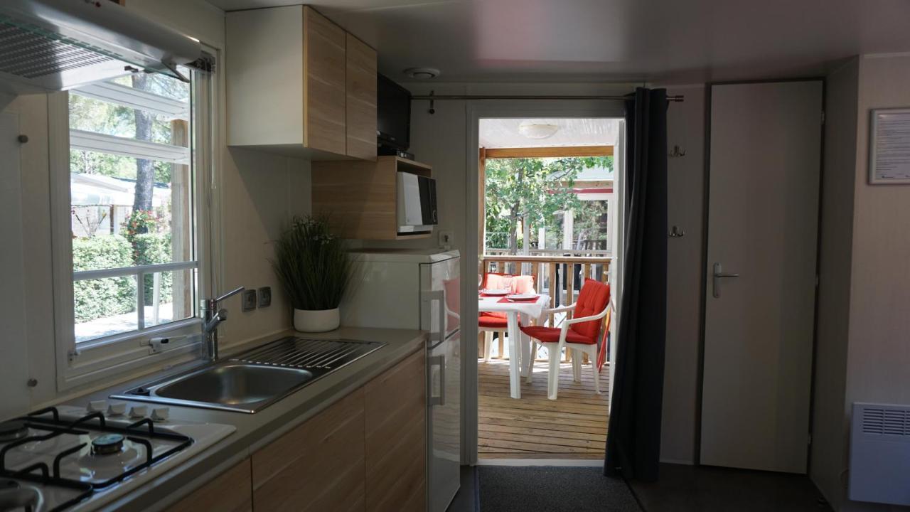 Hotel Luxe chalet voor 5 personen op Camping Leï Suves JoyCasa à Roquebrune-sur Argens Extérieur photo